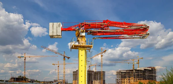 Costruzione Pompa Calcestruzzo Camion Pompa Sul Cantiere Sfondo Immagine Industriale — Foto Stock