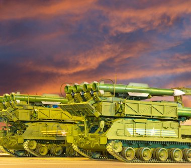 Rus modern silahları gece gökyüzüne ve Rusya 'ya karşı