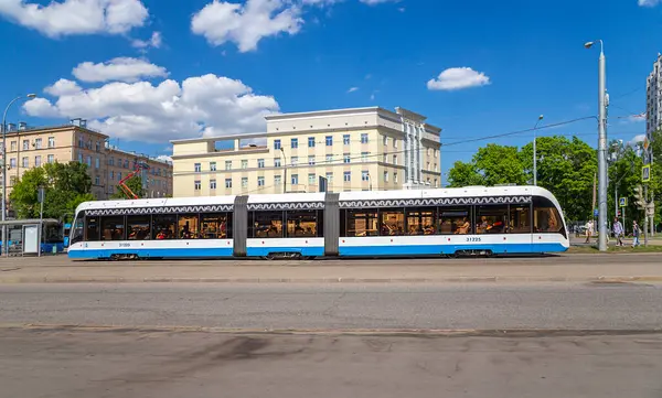 Москва Россия Мая 2021 Года Современный Трамвай Городской Электрический Транспорт — стоковое фото