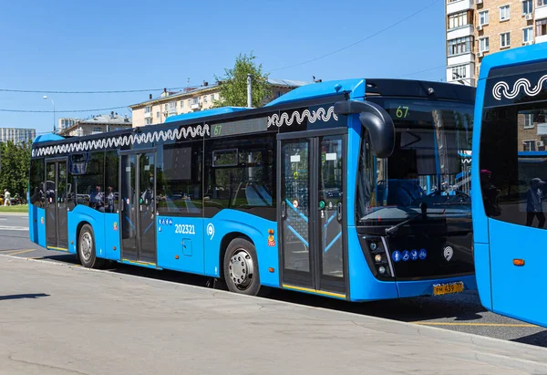 Moscow Rússia Junho 2021 Ônibus Passageiros Vai Longo Rota — Fotografia de Stock