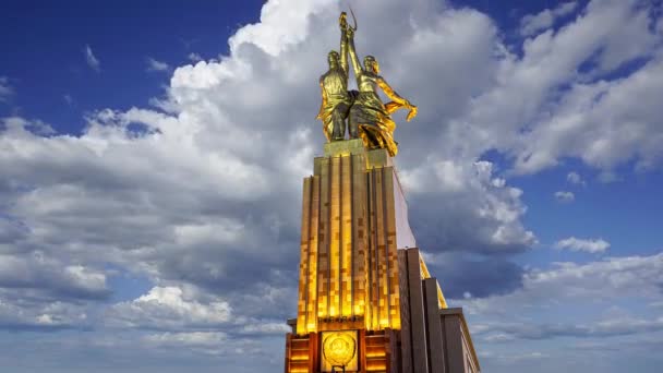 Moskw Rusja Czerwiec 2021 Słynny Pomnik Sowiecki Rabochiy Kolchoznitsa Pracownik — Wideo stockowe