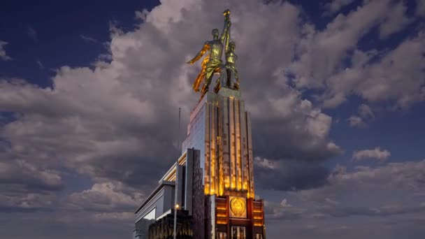 Moscova Rusia Iunie 2021 Celebrul Monument Sovietic Rabochiy Kolkhoznitsa Muncitor — Videoclip de stoc