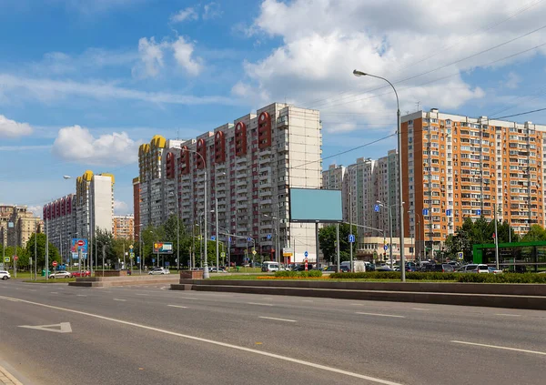 Moskau Russland Juli 2021 Tagesverkehr Auf Einer Straße Moskau Einem — Stockfoto