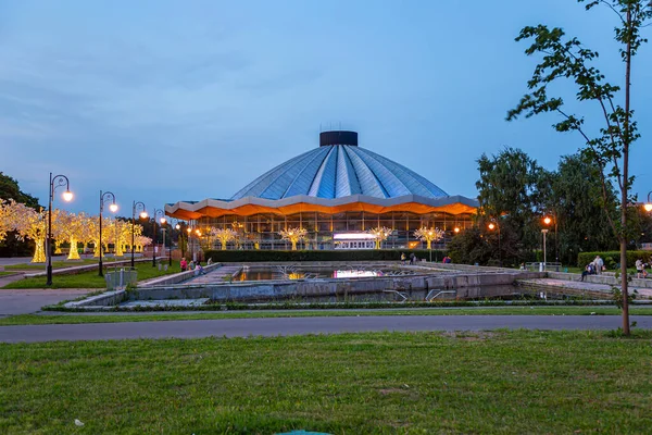 2021年8月15日 莫斯科 俄克拉荷马州 关于弗纳德斯科戈普罗斯佩特的莫斯科国家马戏团的观点 — 图库照片