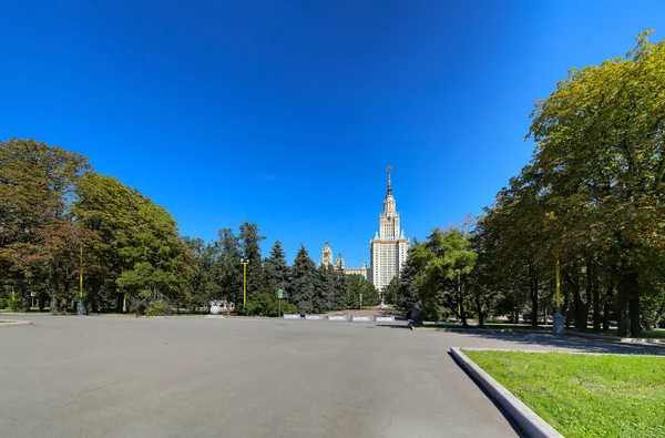 Territoriet Lomonosov Moscow State University Msu Sparrow Hills Sommardag Panoramautsikt — Stockfoto