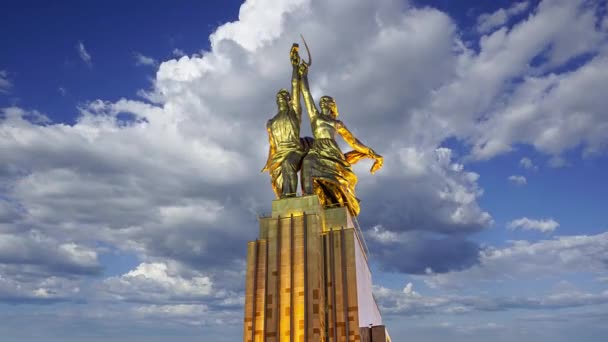 Famoso Monumento Sovietico Rabochiy Kolkhoznitsa Lavoratore Kolkhoz Donna Lavoratore Contadino — Video Stock