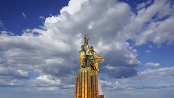 Monumen Soviet Terkenal Rabochiy Kolkhoznitsa Worker Kolkhoz Woman Worker Collective — Stok Video