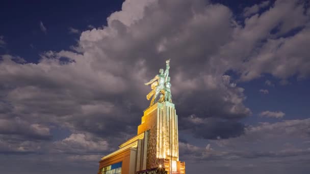 Famoso Monumento Sovietico Rabochiy Kolkhoznitsa Lavoratore Kolkhoz Donna Lavoratore Contadino — Video Stock