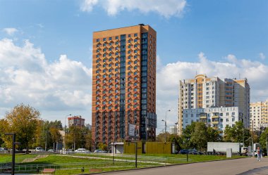 MOSCOW, RUSSIA - SEPTEMBER 13, 2021: İkamet alanı (cheryomushki bölgesi, metro istasyonu Profsouznaya yakınları) 