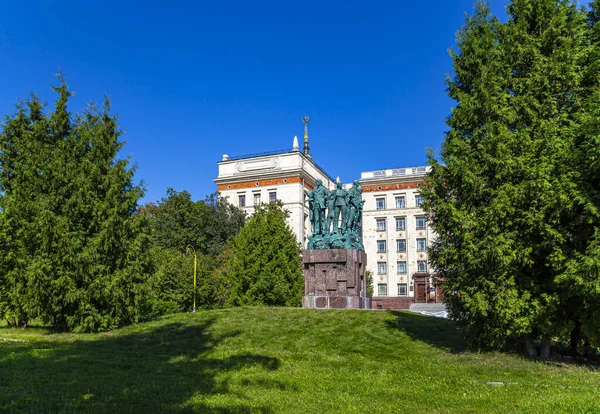 Moscow Rússia Agosto 2021 Monumento Dedicado Equipes Construção Estudantis Perto — Fotografia de Stock