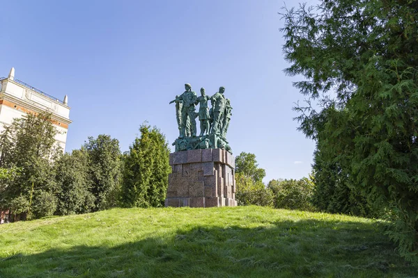 Moscou Russie Août 2021 Monument Dédié Aux Équipes Construction Étudiantes — Photo