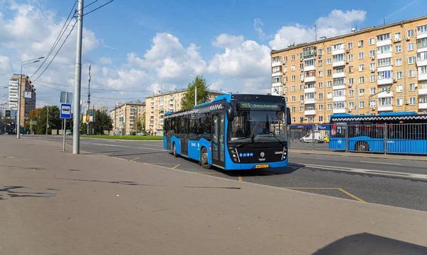 Moscow Rússia Setembro 2021 Ônibus Passageiros Vai Longo Rota — Fotografia de Stock