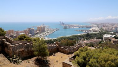 Gibralfaro Kalesi ve Endülüs, İspanya Malaga'da havadan görünümü