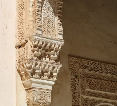 alhambra, granada, İspanya (Endülüs) İslam stilinde sütunlar