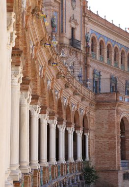 ünlü plaza de espana (1929 latin Amerika sergi mekanı oldu) - Sevilla, Endülüs, İspanya İspanyol Meydanı