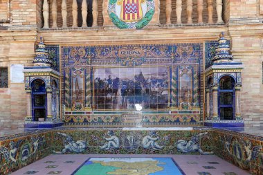 plaza de espana ünlü seramik dekorasyon (1929 latin Amerika sergi mekanı idi), sevilla, İspanya