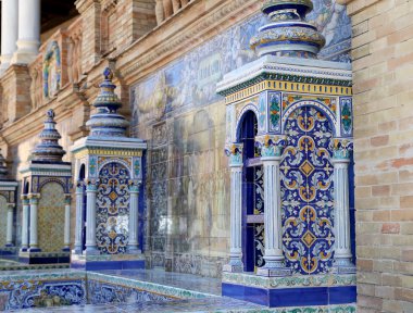 plaza de espana ünlü seramik dekorasyon (1929 latin Amerika sergi mekanı idi), sevilla, İspanya