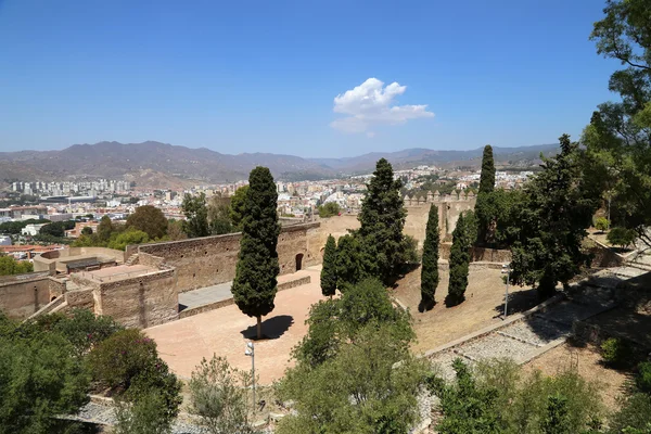 Kasteel van Gibralfaro en luchtfoto van malaga, in Andalusië, Spanje — Stockfoto