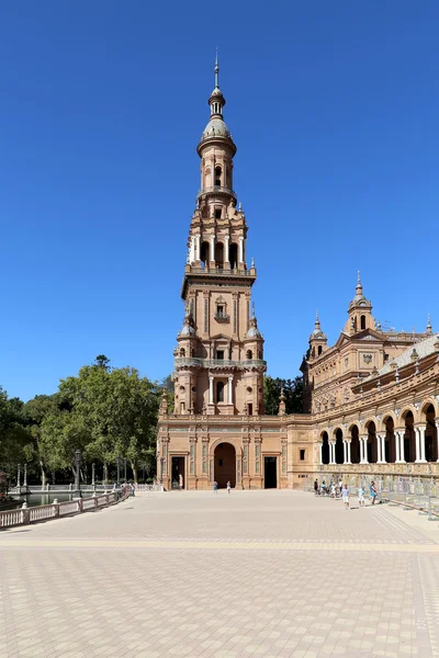 Célèbre Plaza de Espana (était le lieu de l'exposition latino-américaine de 1929) - Place d'Espagne à Séville, Andalousie, Espagne — Photo