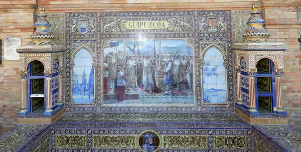 Famosa decoración cerámica en Plaza de España (sede de la Exposición Latinoamericana de 1929), Sevilla, España —  Fotos de Stock