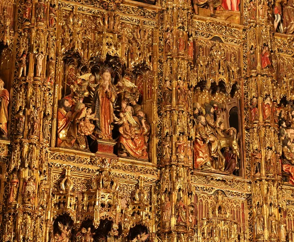 Catedral Interior de Sevilha - Catedral de Santa Maria da Sé, Andaluzia, Espanha — Fotografia de Stock