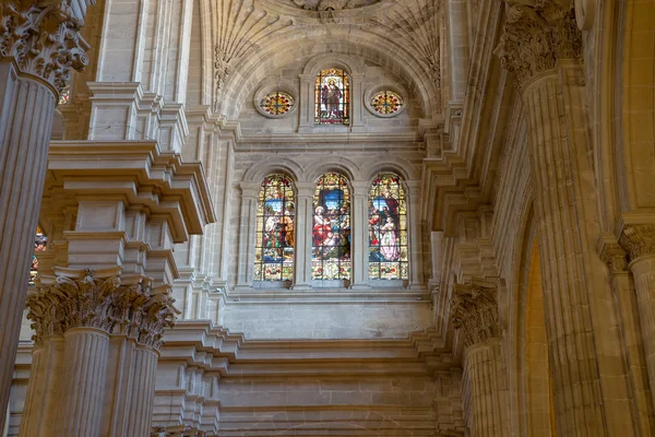 La catedral interior de Malaga-es una iglesia renacentista en la ciudad de Málaga, Andalucía, sur de España. Fue construido entre 1528 y 1782, su interior es también de estilo renacentista. — Foto de Stock