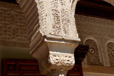 alhambra, granada, İspanya (Endülüs) İslam stilinde sütunlar