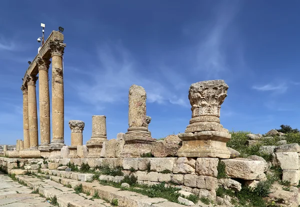 Ruinas romanas en la ciudad jordana de Jerash (Gerasa de la Antigüedad), capital y ciudad más grande de la gobernación de Jerash, Jordania —  Fotos de Stock