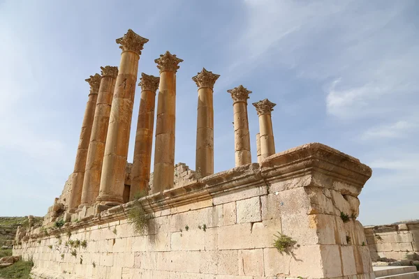 Tempel van zeus, Jordaanse stad van jerash (gerasa uit de oudheid), hoofdstad en grootste stad van het gouvernement jerash, jordan — Stockfoto