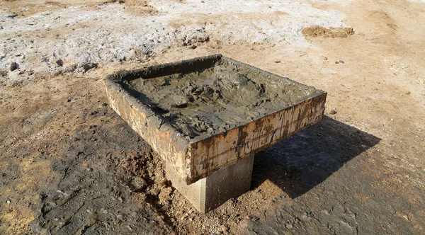 Barro médico en la orilla del Mar Muerto, Jordania —  Fotos de Stock