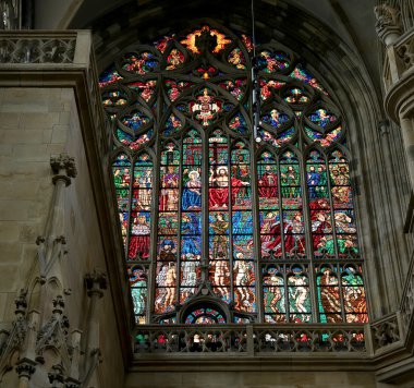 Art Nouveau ressam Alfons Mucha vitray pencere içinde St. Vitus Katedrali, Prague, Çek Cumhuriyeti