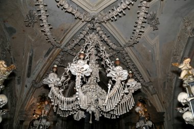 Sedlec mezarda olduğunu küçük bir Katolik kilise, altında mezarlık Kilisesi, All Saints içinde Sedlec, Kutna Hora, Çek Cumhuriyeti bir banliyösünde yer alan