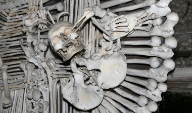 Sedlec mezarda olduğunu küçük bir Katolik kilise, altında mezarlık Kilisesi, All Saints içinde Sedlec, Kutna Hora, Çek Cumhuriyeti bir banliyösünde yer alan