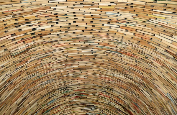 Bardzo duży stos książek, może być używany jako tło — Zdjęcie stockowe