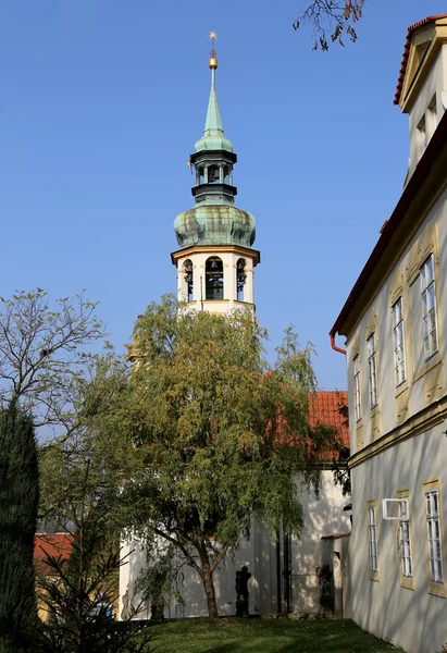 Loreta - une grande destination de pèlerinage à Hradcany, un quartier de Prague, République tchèque — Photo