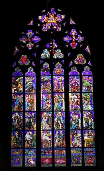 Art Nouveau painter Alfons Mucha Stained Glass window in St. Vitus Cathedral, Prague, Czech Republic — Stock Photo, Image