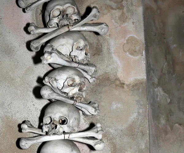 Sedlec Ossuary is a small Roman Catholic chapel, located beneath the Cemetery Church of All Saints in Sedlec, a suburb of Kutna Hora in the Czech Republic — Stock Photo, Image