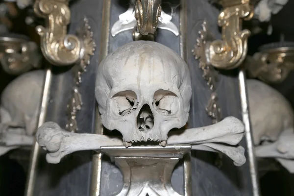 Sedlec Ossuary is a small Roman Catholic chapel, located beneath the Cemetery Church of All Saints in Sedlec, a suburb of Kutna Hora in the Czech Republic — Stock Photo, Image