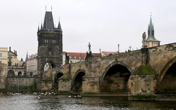 Charles Bridge (day) in Prague, Czech Republic — Stock Photo, Image