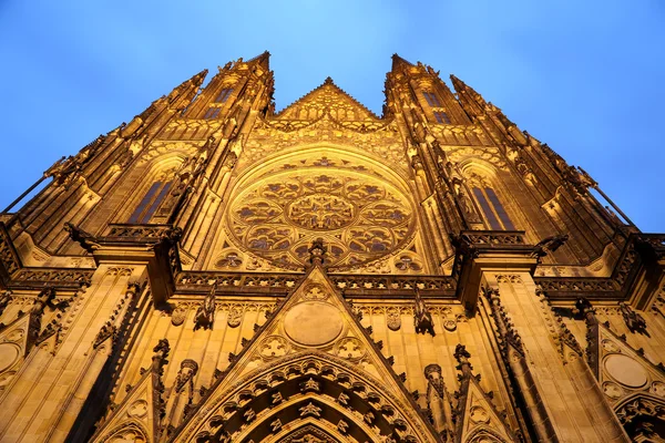 Cattedrale di San Vito (cattedrale cattolica romana) nel Castello di Praga, Repubblica Ceca — Foto Stock