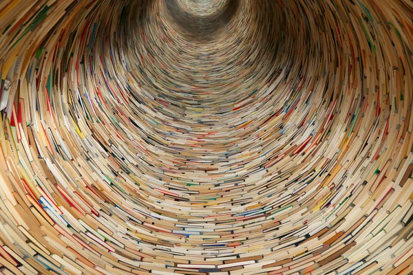 Book tunnel in Prague library -- mirrors are used to create this effect — Stock Photo, Image