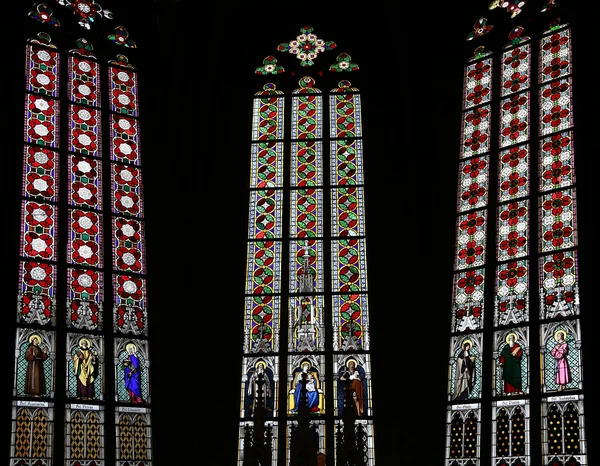 Art Nouveau painter Alfons Mucha Stained Glass window in St. Vitus Cathedral, Prague, Czech Republic — Stock Photo, Image