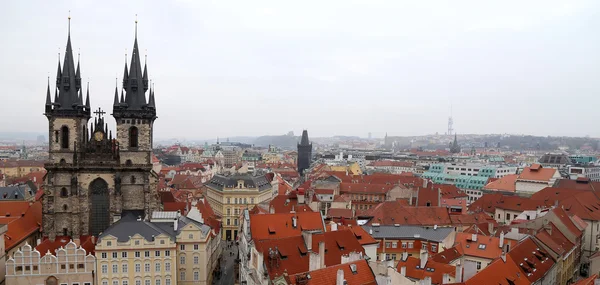 Toits de Prague (quartier de la vieille ville), République tchèque — Photo