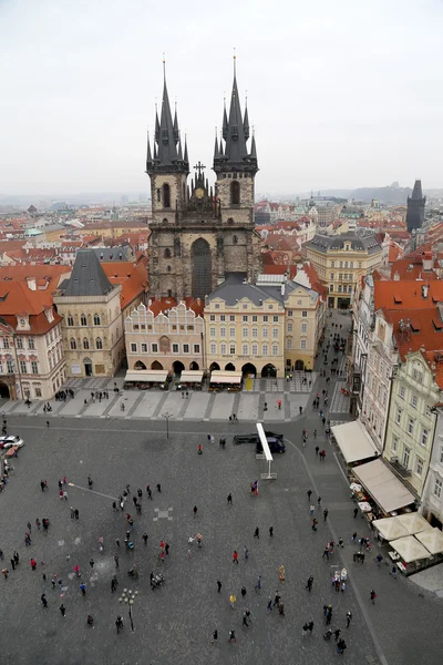 Prague, Tjeckien - 17 November, 2014: Prag hustaken (gamla stadsdel), Tjeckien — Stockfoto