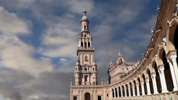 Plaza de Espana (была местом проведения Латиноамериканской выставки 1929 года) - Испанская площадь в Севилле, Андалусия, Испания — стоковое видео