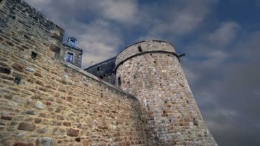 Mont Saint-Michel, Normandy, Fransa--Fransa en çok ziyaret edilen turistik sitelerin.