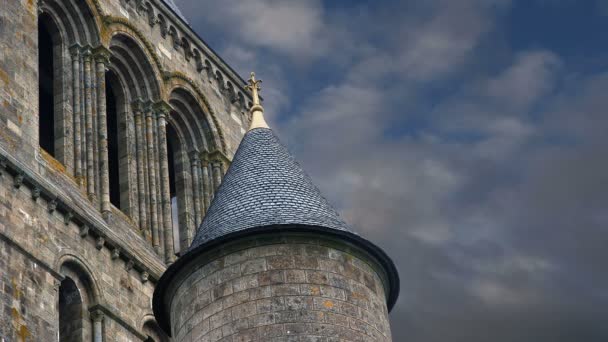Mont Saint-Michel, Normandie, Frankrike--en av de mest besökta turistattraktionerna i Frankrike. — Stockvideo
