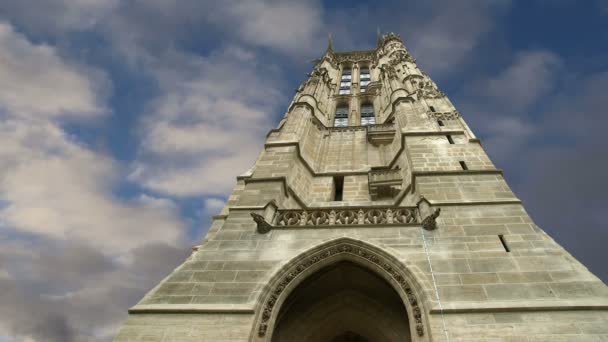 Saint-jacques tur, paris, Fransa, 4 arrondissement bulunan bir anıt — Stok video