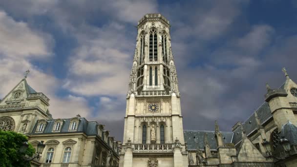 A Igreja de Saint-Germain-l 'Auxerrois, Paris, França — Vídeo de Stock