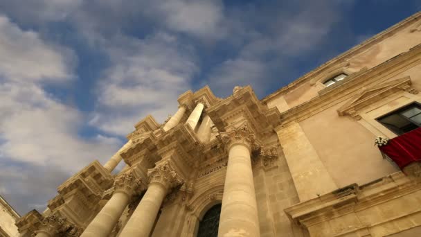 CATEDRAL DE SYRACUSE (Siracusa, Sarausa) -- cidade histórica na Sicília, Itália — Vídeo de Stock